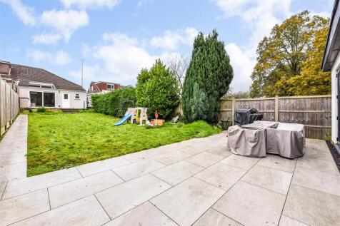 Patio to rear.jpg