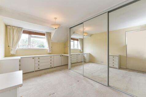 Bedroom One.jpg