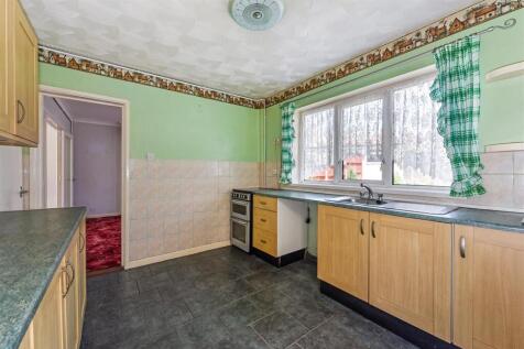 Kitchen area.jpg
