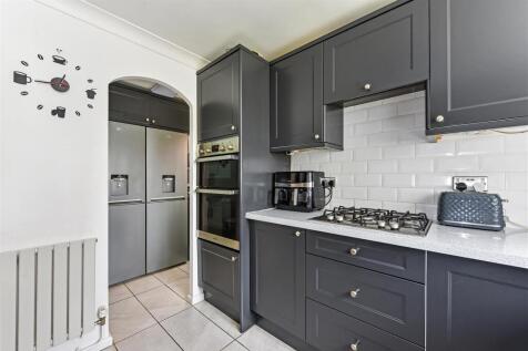 Kitchen to utility.jpg