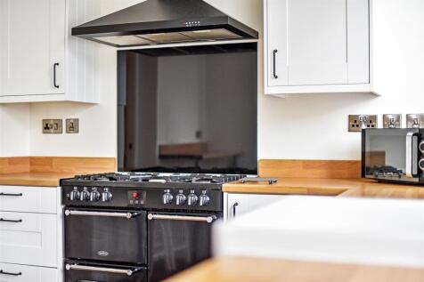 Kitchen worktops.jpg