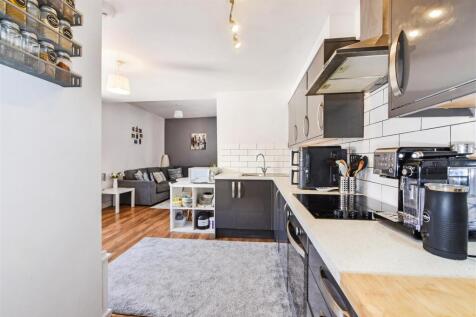 Kitchen Side.jpg