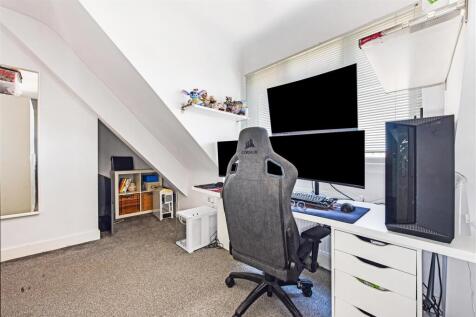 Bedroom-2.jpg