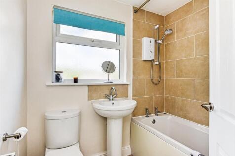 Bathroom.jpg