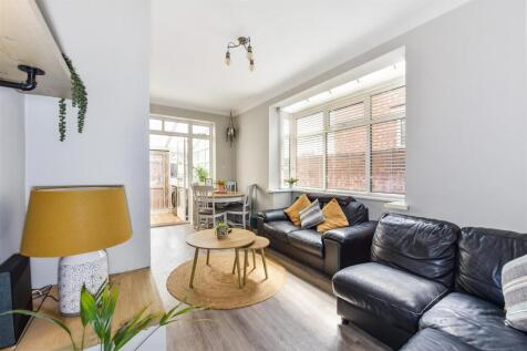 Sitting room.jpg