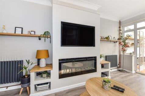 Sitting room reverse.jpg
