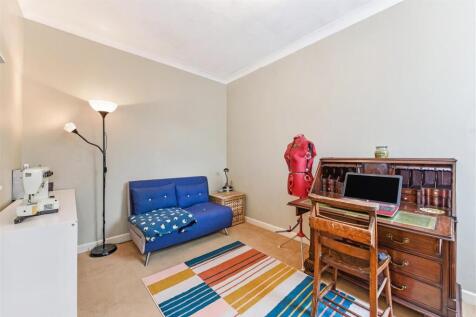 Bedroom 3 reverse.jpg