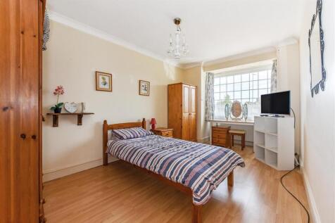 Master Bedroom.jpg