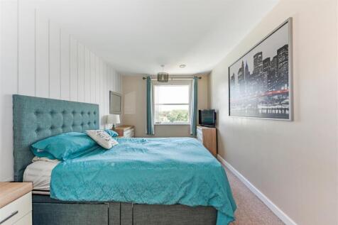 Bedroom 1 side.jpg
