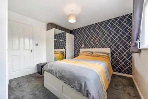 Master Bedroom.jpg