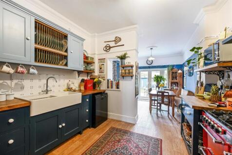 Kitchen.jpg