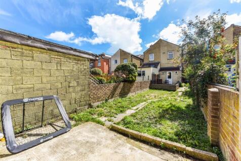 Garden Reverse Angled 1.jpg