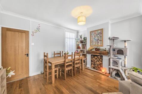 Dining Area.jpg