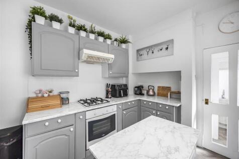 Kitchen Units.jpg