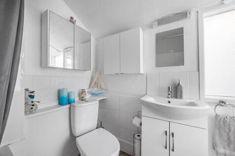 Bathroom Sink.jpg
