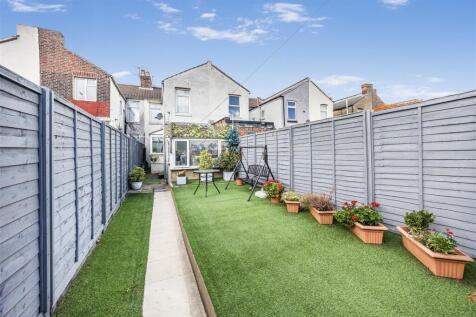 Back of Garden.jpg