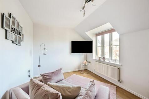 Bedroom 2.jpg