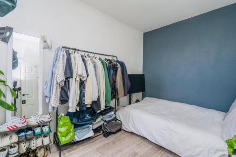 Bedroom 4 from door.jpg
