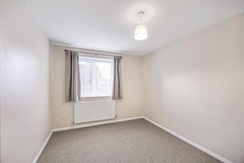 Bedroom 2.jpg