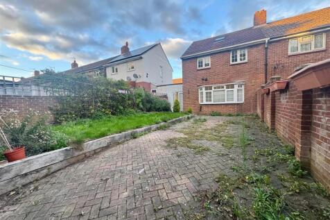 Garden / Parking