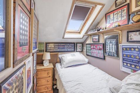 Loft room 2.jpg