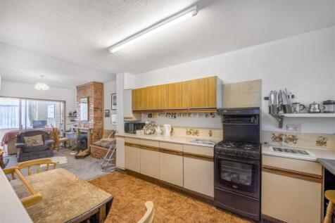 Kitchen.jpg