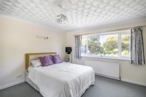 Bedroom One.jpg