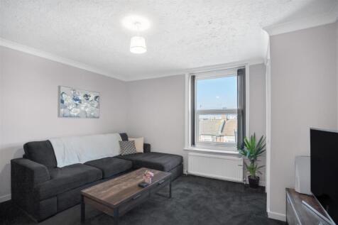 Lounge angled.jpg
