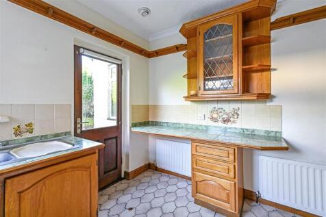 Kitchen / Breakfast Room