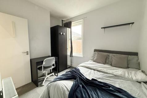 Room 4 