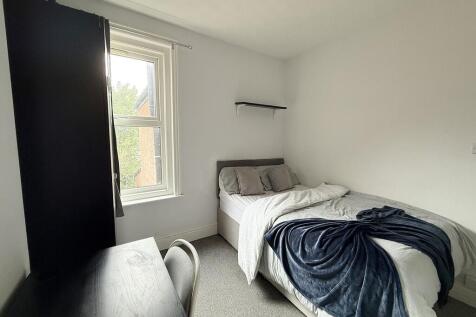 Room 4 