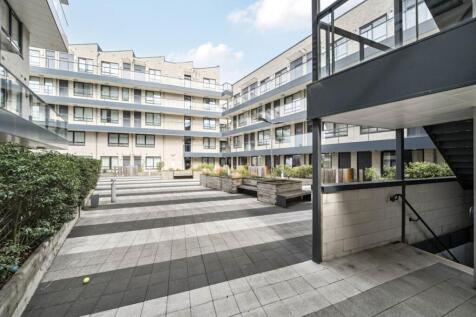 1330864-18-68874451b