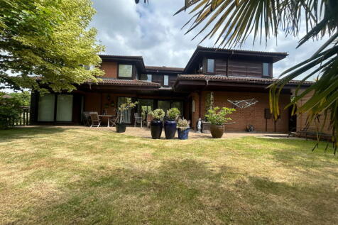 Property Image 4