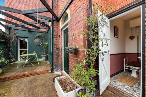 Property Image 32