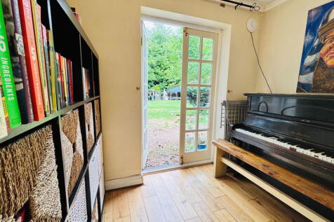 Property Image 19