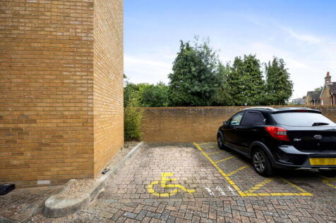 Property Image 9