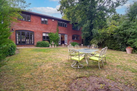 Property Image 9
