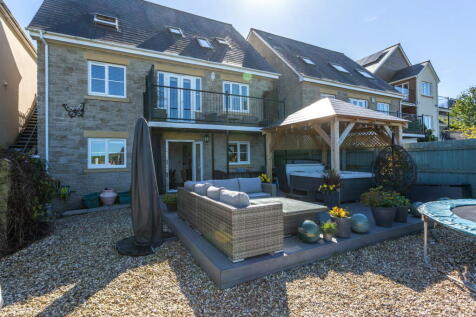 Property Image 28