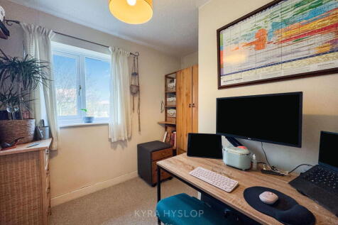 Property Image 12