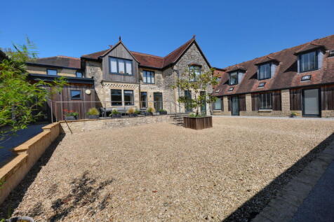 Property Image 38