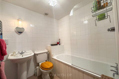 Property Image 25
