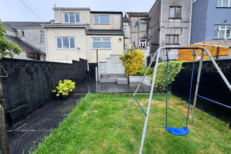 Property Image 28