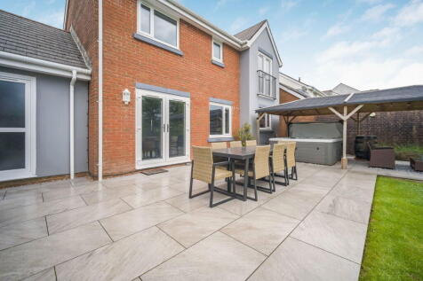 Property Image 32