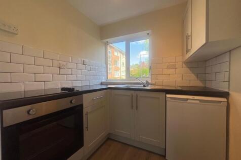 aston kitchen.jpg