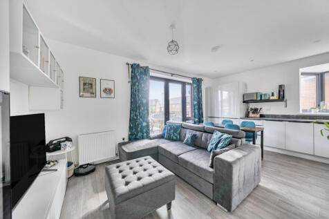 1353188-5-68d1534...