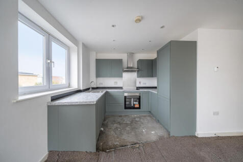 1369017-3-68ed1ce...