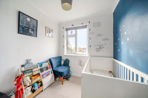 1369716-5-68f6149...