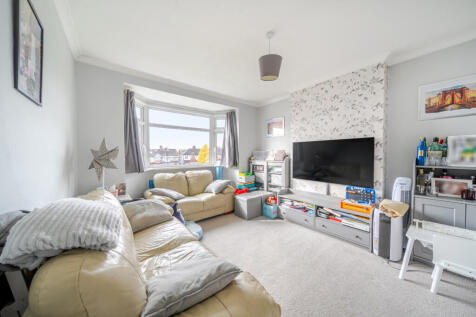 1369716-9-68f614b...