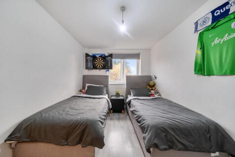 1376078-5-690dc46...