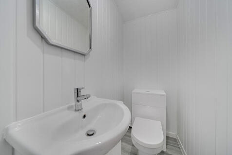 1377301-4-6911d25...